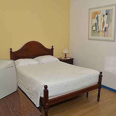 Hotel Pensao Astoria à Funchal  Extérieur photo